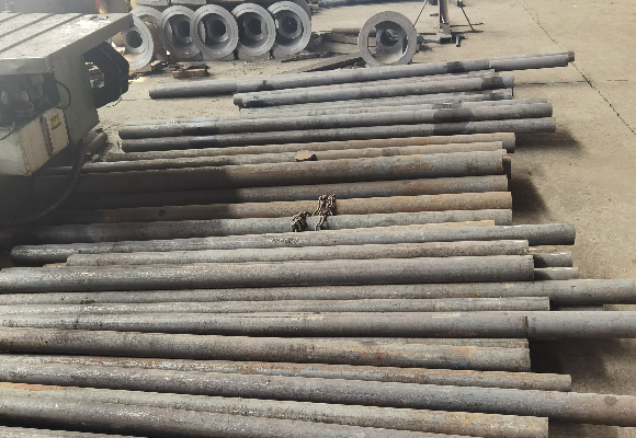 液壓系統(tǒng)中哪些原因會(huì)導(dǎo)致液壓油變質(zhì)?